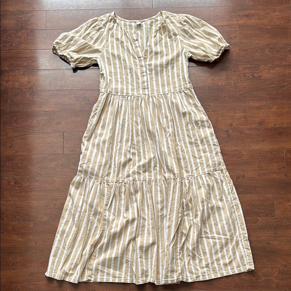 Old Navy Striped Beige Maxi Dress